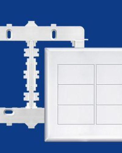 Detalhes do produto Placa 4X4 Cega C/ Suporte 